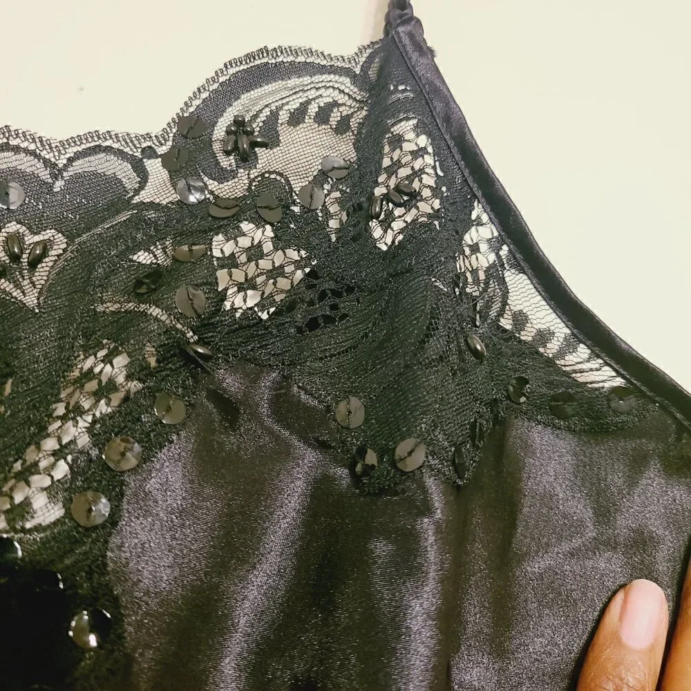Delicates | Vintage Black Nylon Lace Chemise or Slip (Size Medium)
